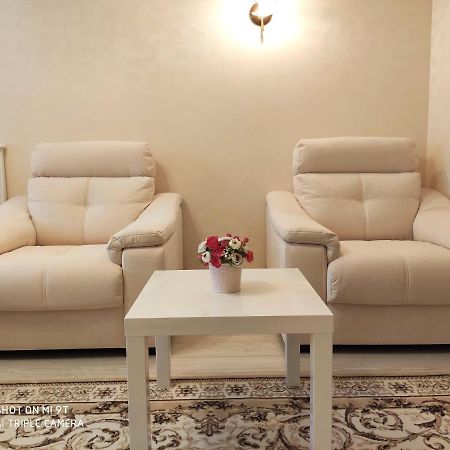 Comfort Apartments - Bright Family Suite Grodno Esterno foto
