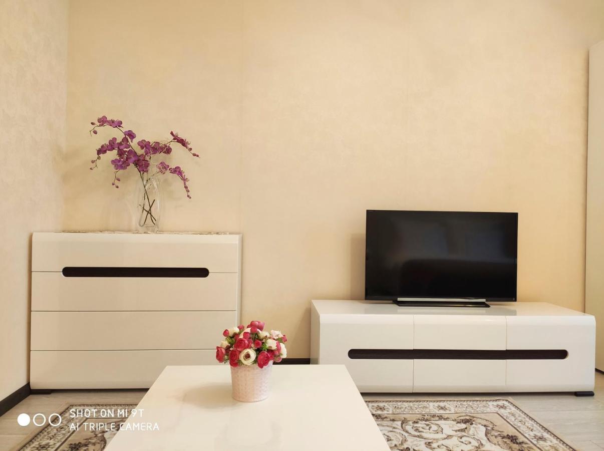 Comfort Apartments - Bright Family Suite Grodno Esterno foto
