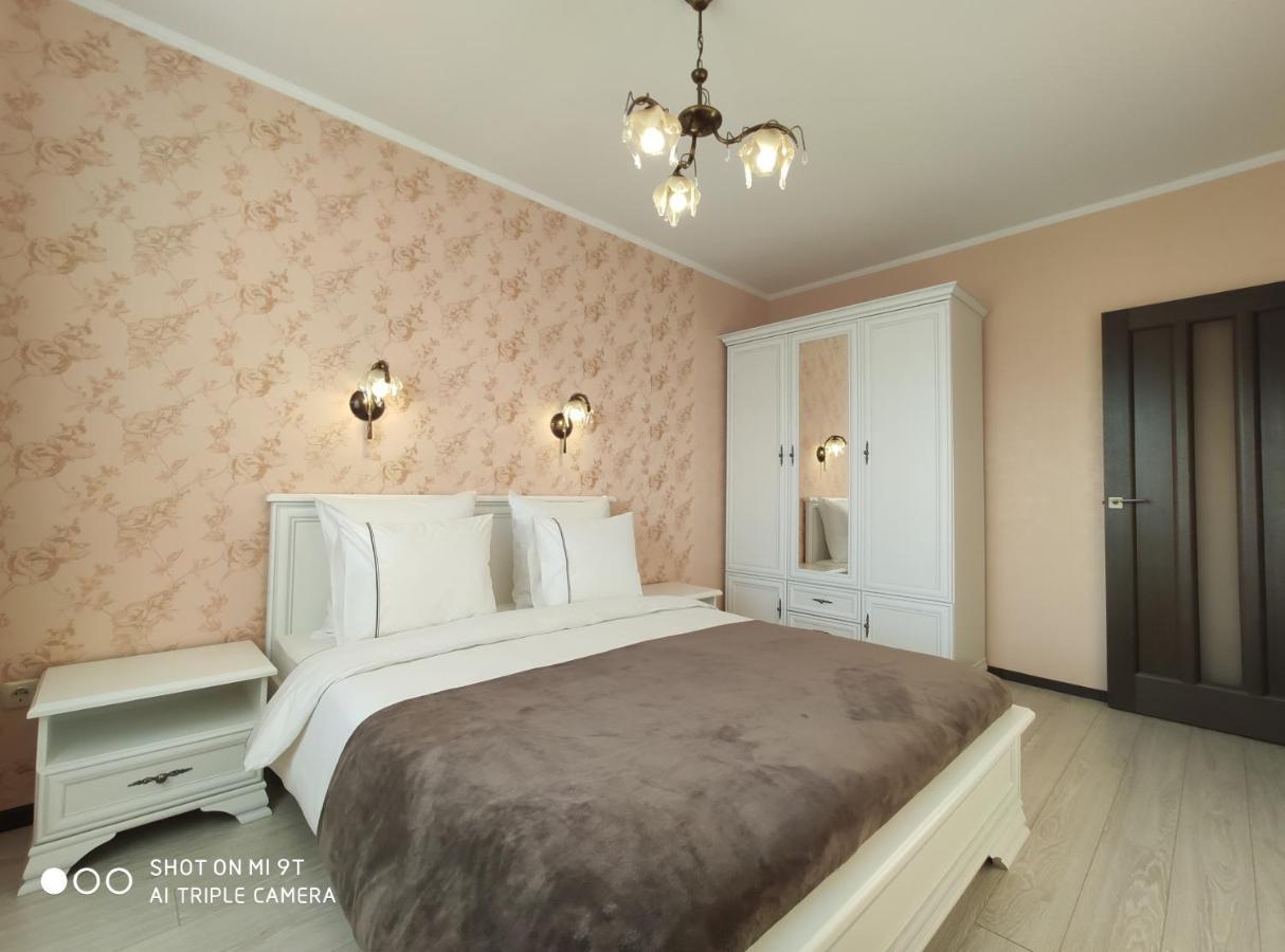 Comfort Apartments - Bright Family Suite Grodno Esterno foto